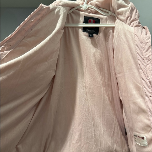 Swiss Tech Light Pink Puffer Jacket (discoloration spots) - Picture 9 of 9